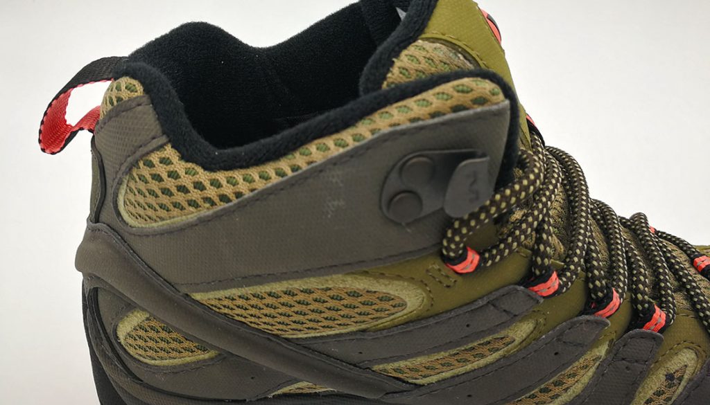 proper hiking shoes